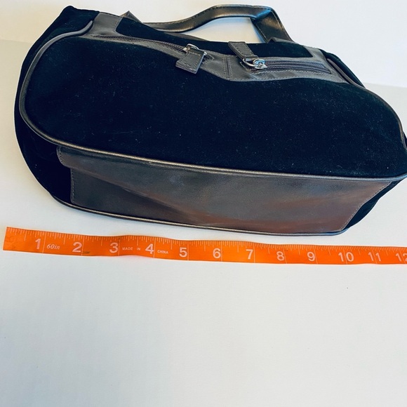 Elizabeth Arden Black and Metallic Clutch Satchel - Picture 2 of 5